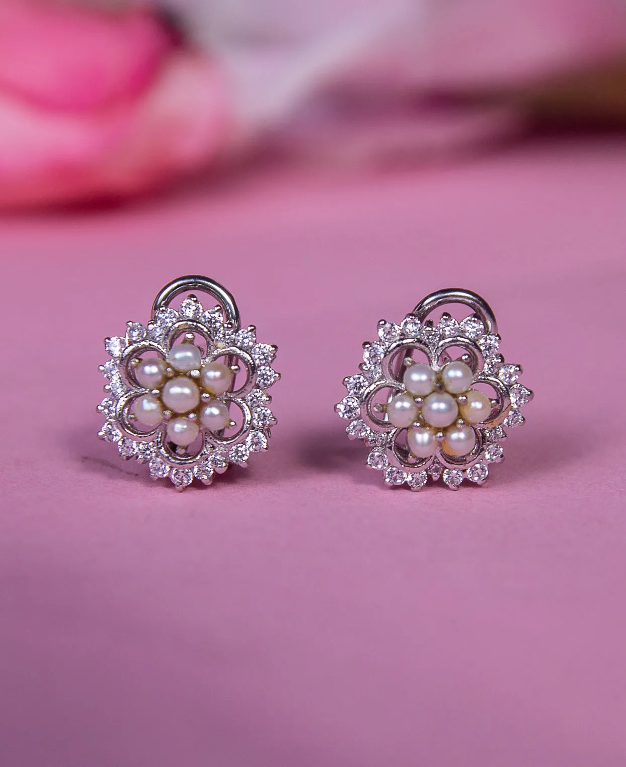 Bunch Pearl Tops